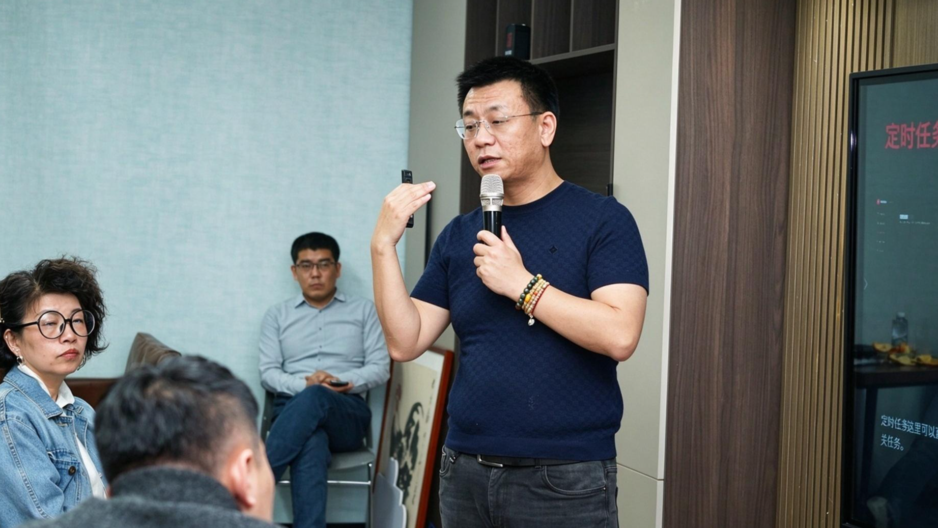 老板怎么用AI辅助经营？先把事实、分析和判断分清楚