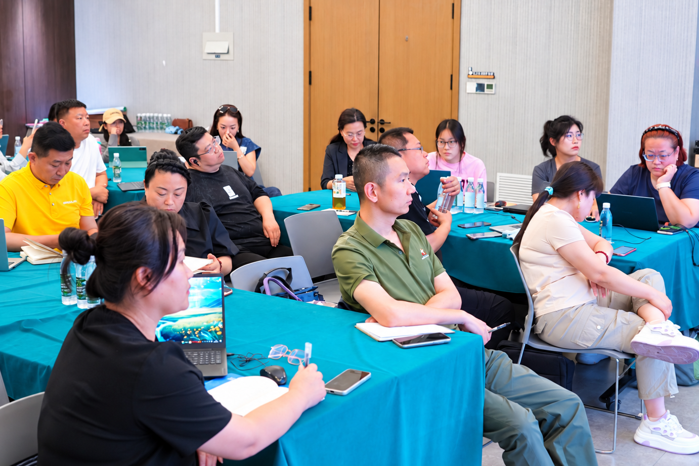 Excel AI自动化适合哪些任务？先从重复处理的表格工作入手